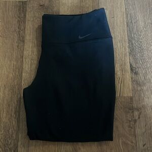 NIKE cropped leggings